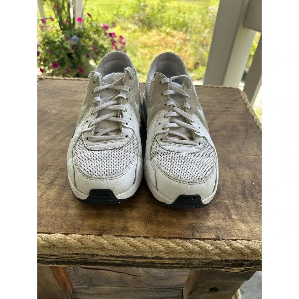 Nike Air Max Excee CD5432-131 Womens 7 White Black Casual Running Shoes